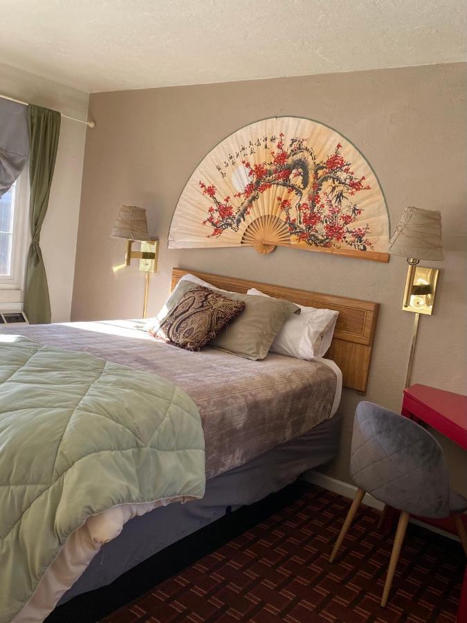 Monte Bianco Inn マウント・シャスタ エクステリア 写真